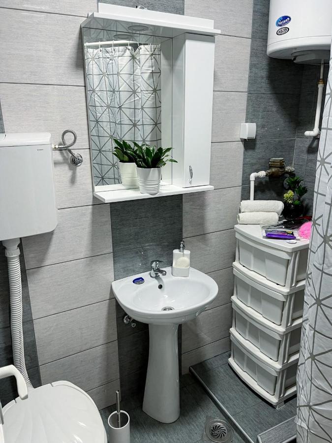 Apartment Tatjana ครากูเยวัตส์ ภายนอก รูปภาพ